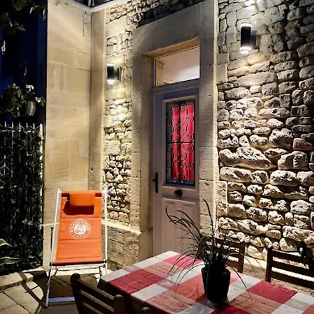 Camelia Bed & Breakfast Bayeux